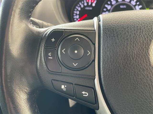 Toyota NOAH 2017 8309103-9
