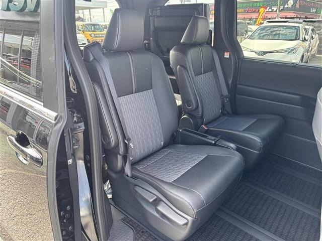 Toyota NOAH 2025 8309106-4
