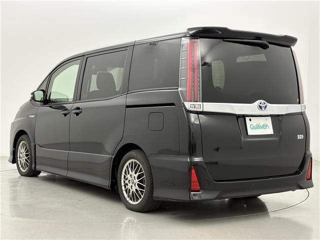 Toyota NOAH 2017 8309109-14
