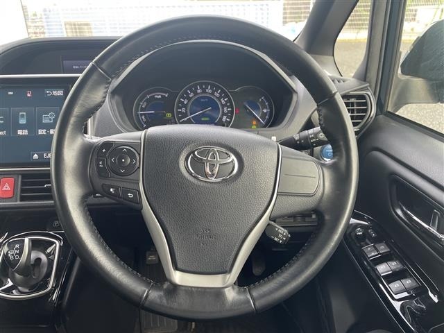 Toyota NOAH 2018 8309114-11
