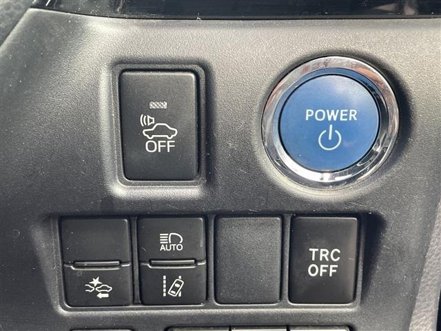 Toyota NOAH 2018 8309114-21