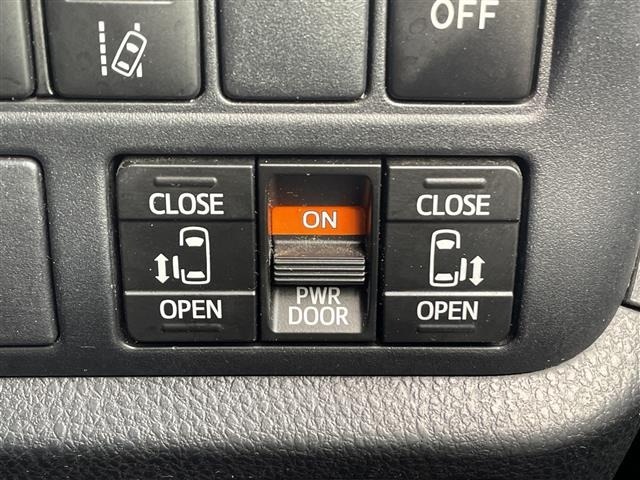 Toyota NOAH 2018 8309114-3