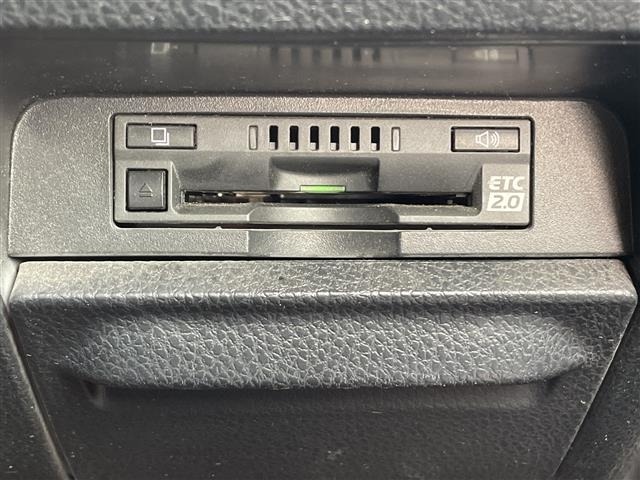 Toyota NOAH 2018 8309114-8