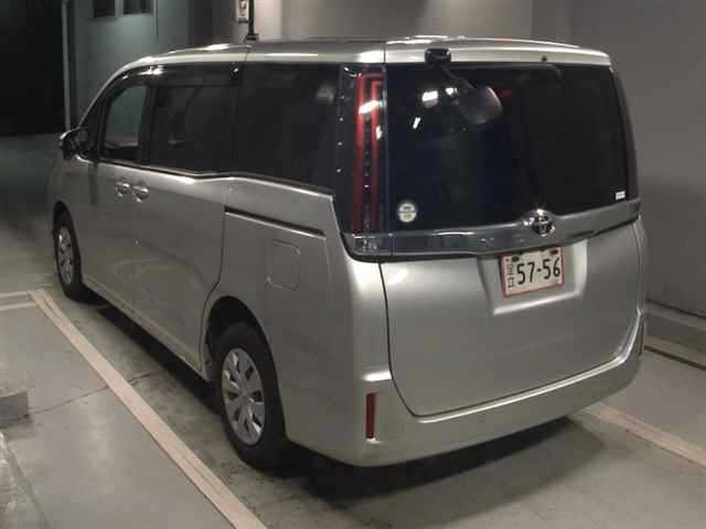 Toyota NOAH 2021 8309239-1