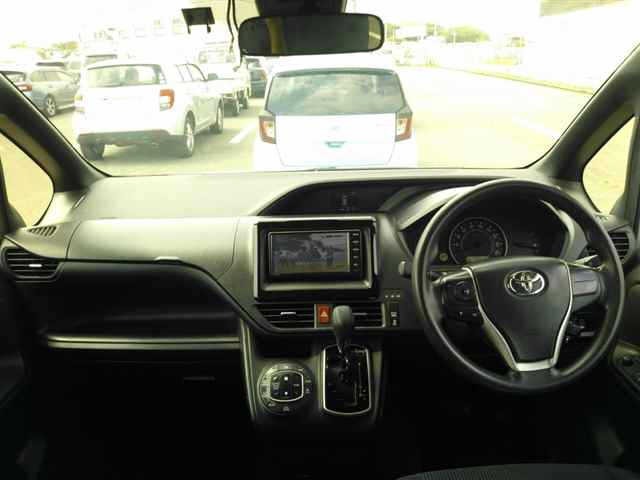 Toyota NOAH 2021 8309244-8