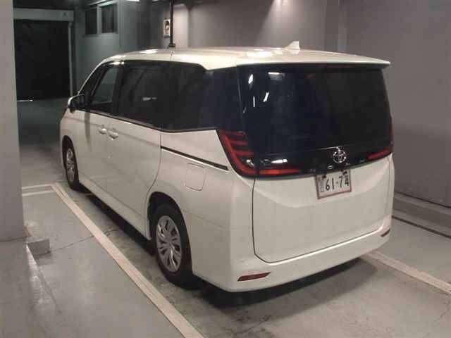 Toyota NOAH 2025 8309245-1