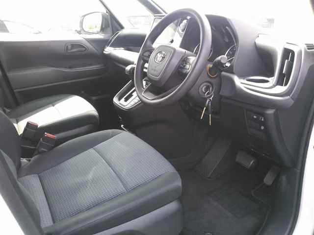 Toyota NOAH 2025 8309245-3