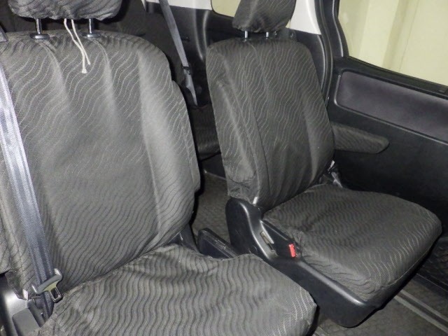 Toyota NOAH 2016 8309339-8