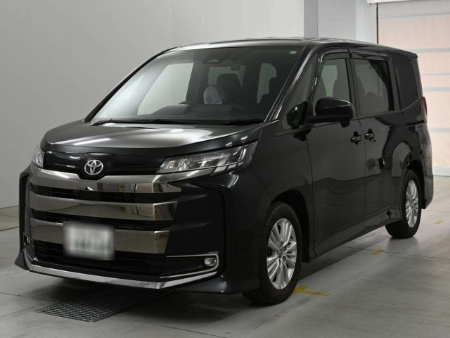 Toyota NOAH 2024 8309365-0