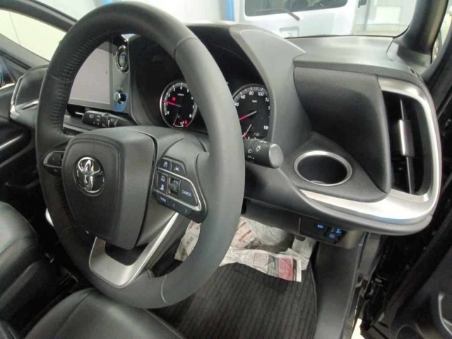 Toyota NOAH 2024 8309365-9