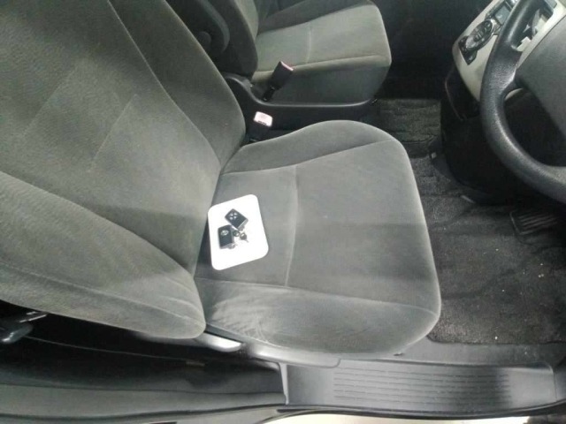 Toyota NOAH 2011 8309366-10