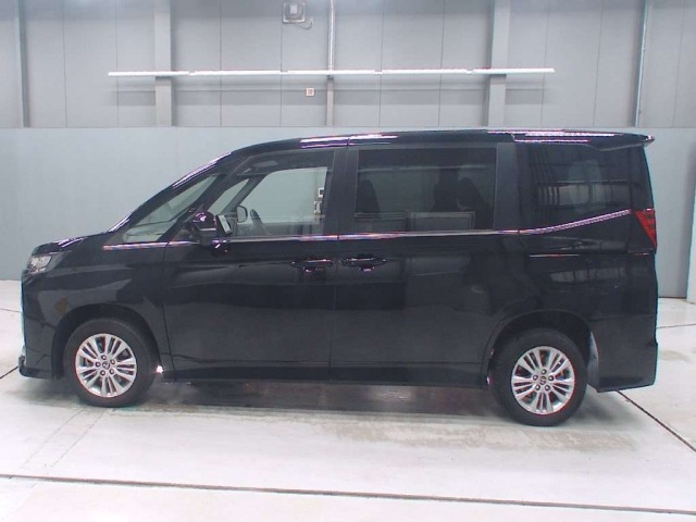 Toyota NOAH 2024 8309379-4
