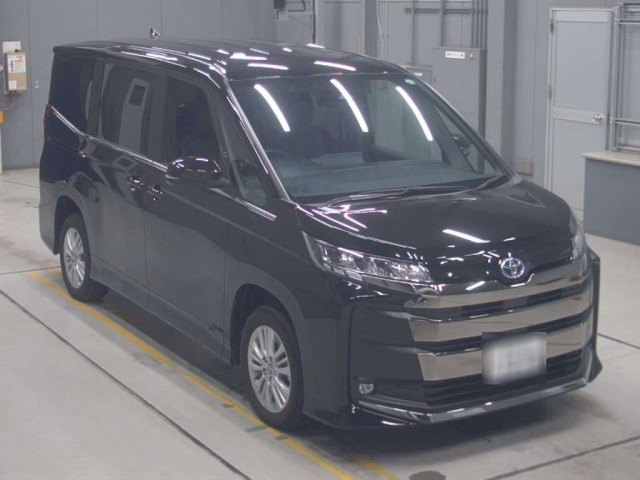 Toyota NOAH 2024 8309379-5
