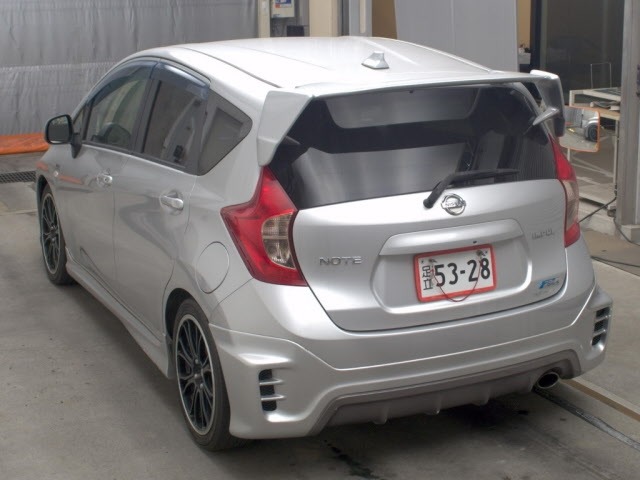Nissan NOTE 2013 8321957-1