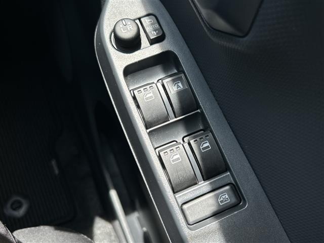 Toyota PIXIS EPOCH 2023 8312773-4