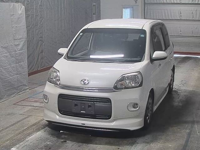 Toyota PORTE 2016 8312294-0