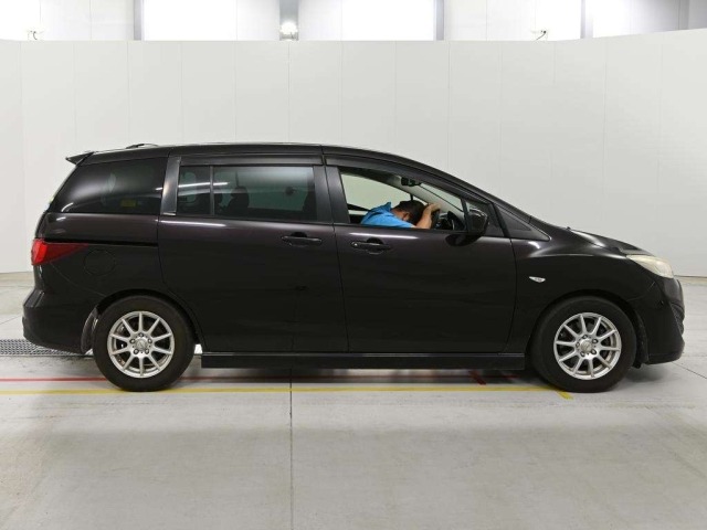 Mazda PREMACY 2013 8318995-3