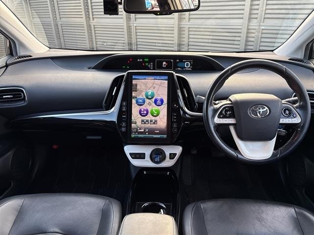 Toyota PRIUS PHV 2017 8310791-15