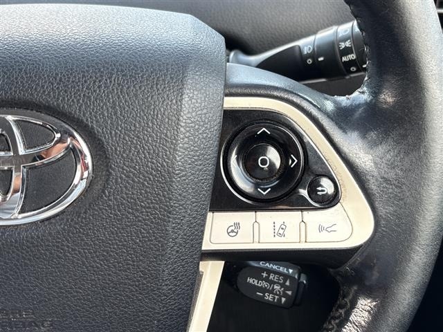 Toyota PRIUS PHV 2017 8310791-18
