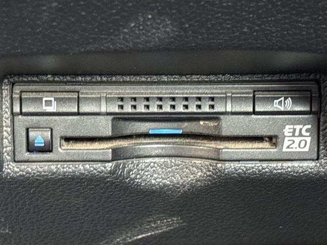 Toyota PRIUS PHV 2017 8310791-9