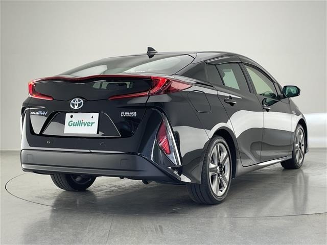 Toyota PRIUS PHV 2022 8310793-13