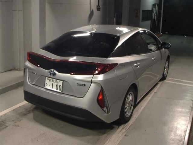 Toyota PRIUS PHV 2017 8310822-5