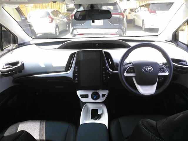 Toyota PRIUS PHV 2017 8310822-8