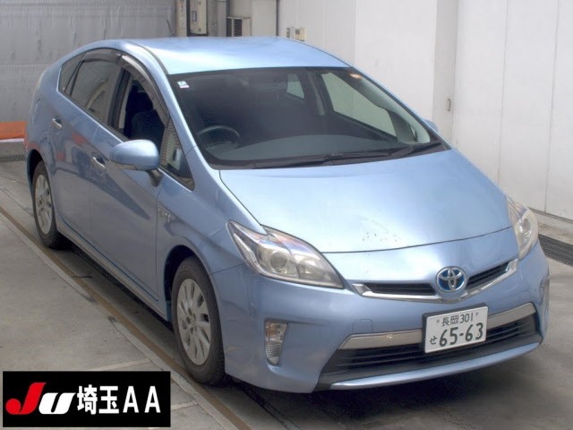 Toyota PRIUS PHV 2013 8310823-0