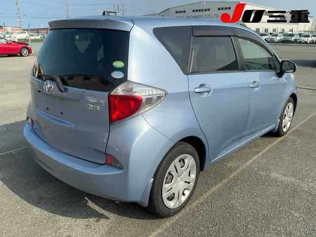 Toyota RACTIS 2013 8321846-6