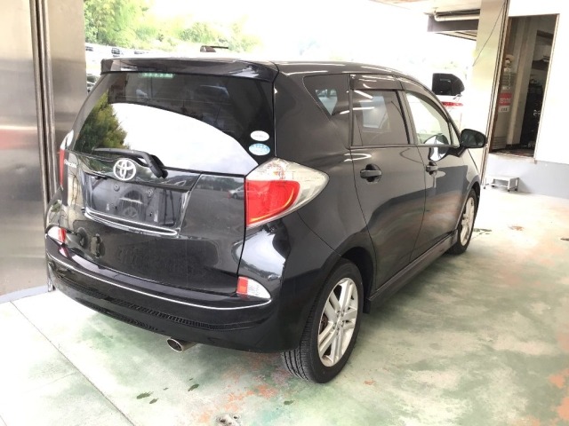 Toyota RACTIS 2011 8321847-4