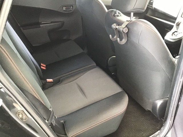 Toyota RACTIS 2011 8321847-6