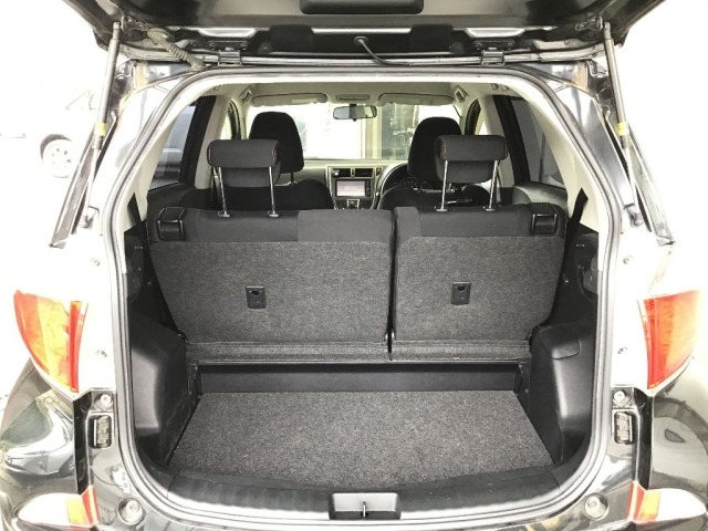 Toyota RACTIS 2011 8321847-7