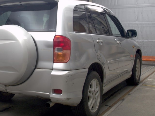 Toyota RAV4 2000 8321142-5