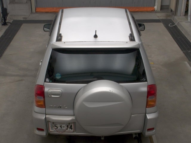 Toyota RAV4 2000 8321142-7