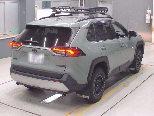 Toyota RAV4 2020 8321203-1