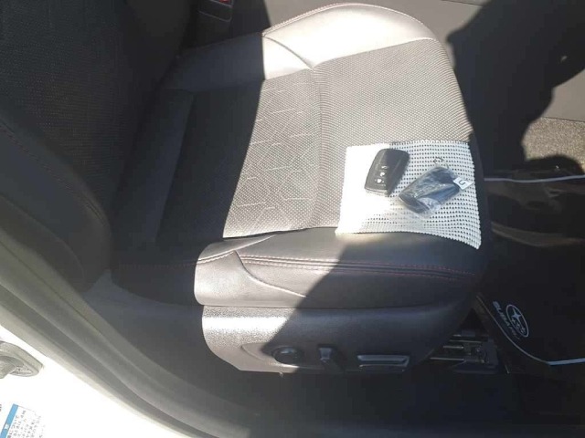 Toyota RAV4 2022 8321252-10