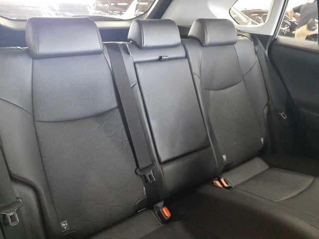 Toyota RAV4 2023 8321273-11