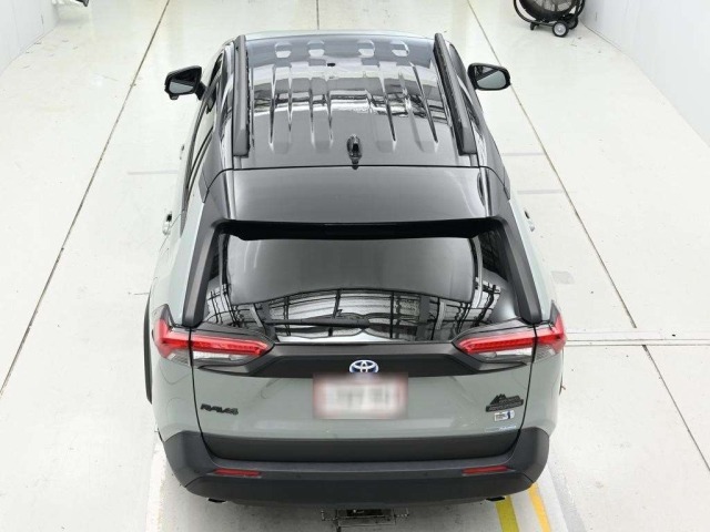 Toyota RAV4 2023 8321273-8