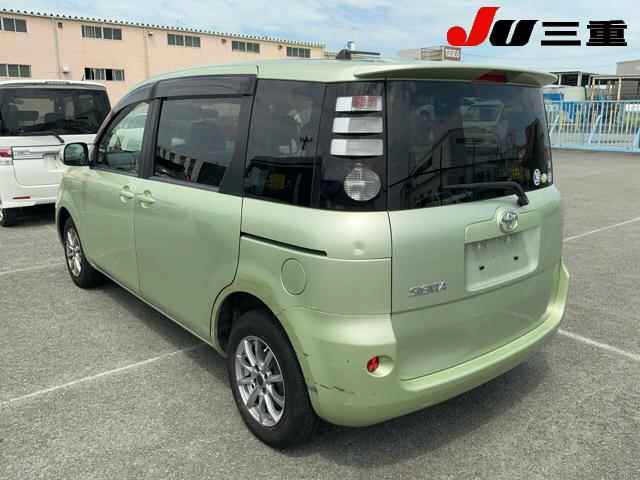 Toyota SIENTA 2008 8320565-1