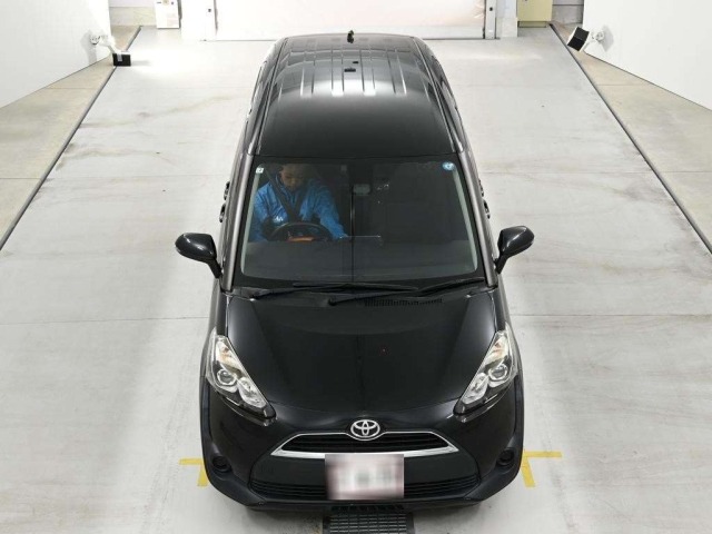 Toyota SIENTA 2017 8320566-7