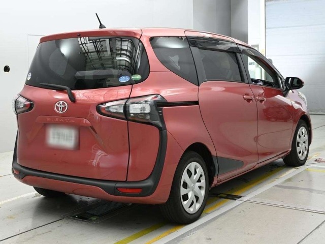 Toyota SIENTA 2016 8320587-1