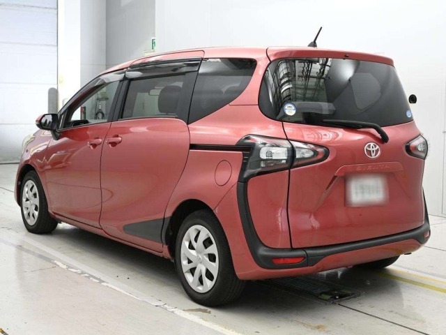 Toyota SIENTA 2016 8320587-6