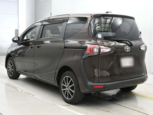 Toyota SIENTA 2019 8320595-6