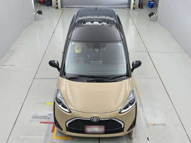 Toyota SIENTA 2022 8320596-7