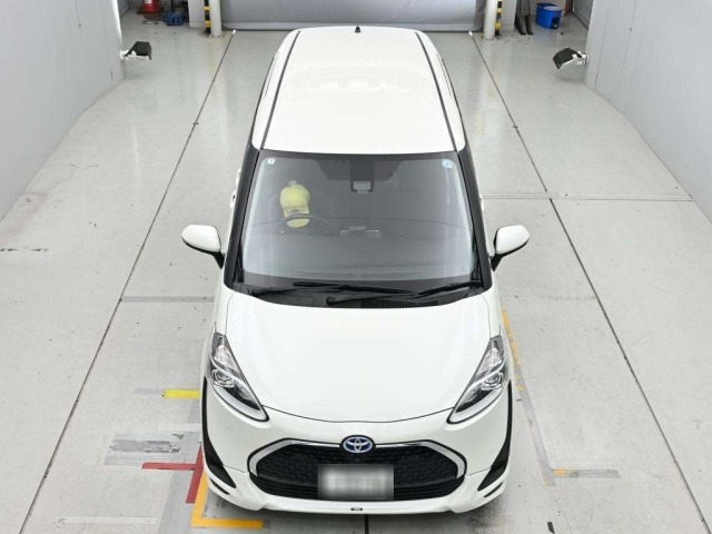 Toyota SIENTA 2021 8320604-7