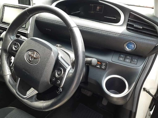 Toyota SIENTA 2021 8320604-9