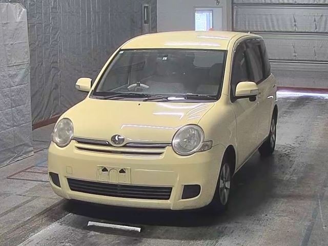 Toyota SIENTA 2007 8320605-0