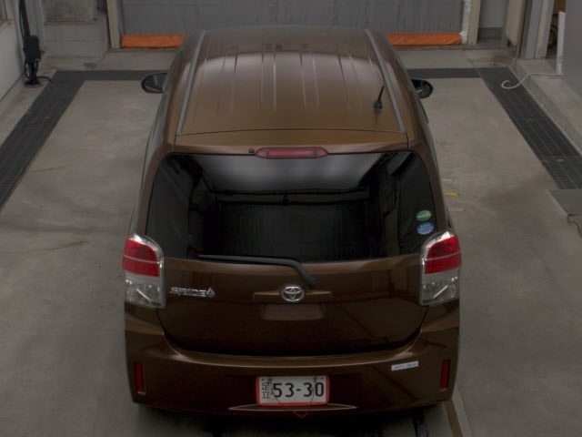 Toyota SPADE 2015 8311212-7