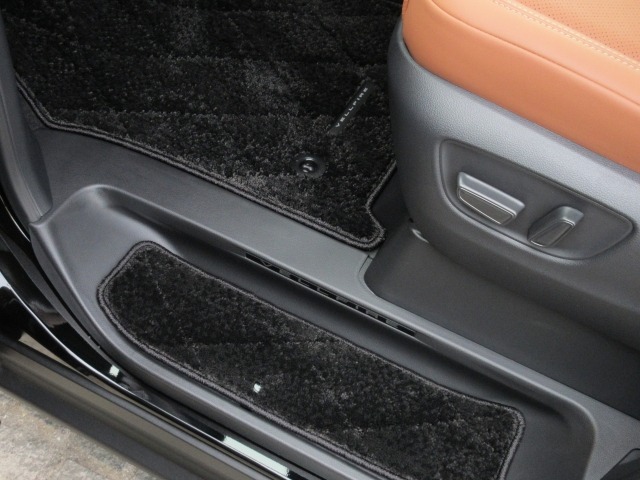Toyota VELLFIRE 2026 8320932-19