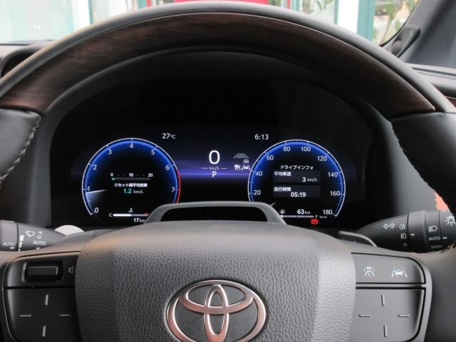 Toyota VELLFIRE 2026 8320932-22